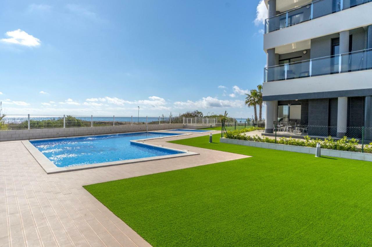 Ferienwohnung Luxury Pinada Beach Torre La Mata Exterior foto